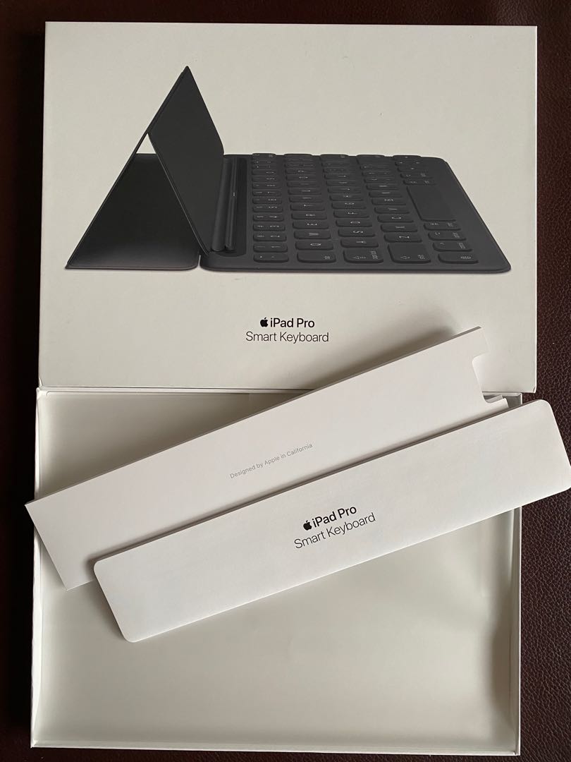 iPadPro 10.5 スマートキーボード
