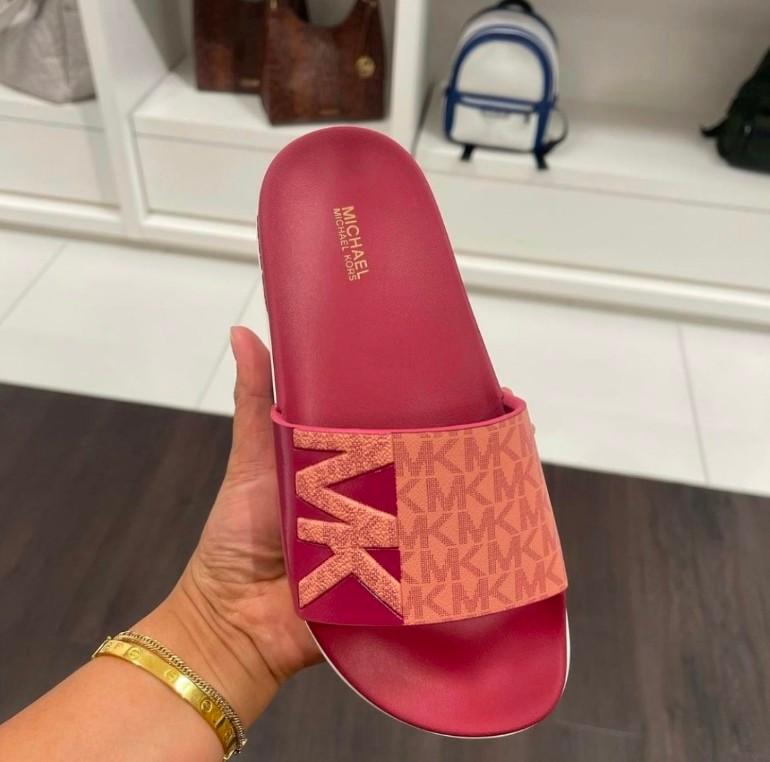 Michael Kors pink 7, Women's Fashion, Footwear, Slippers and slides on  Carousell