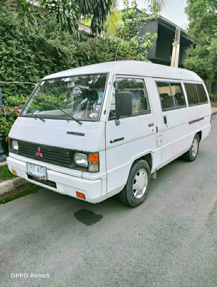 Mitsubishi l300 versa van brand top new price
