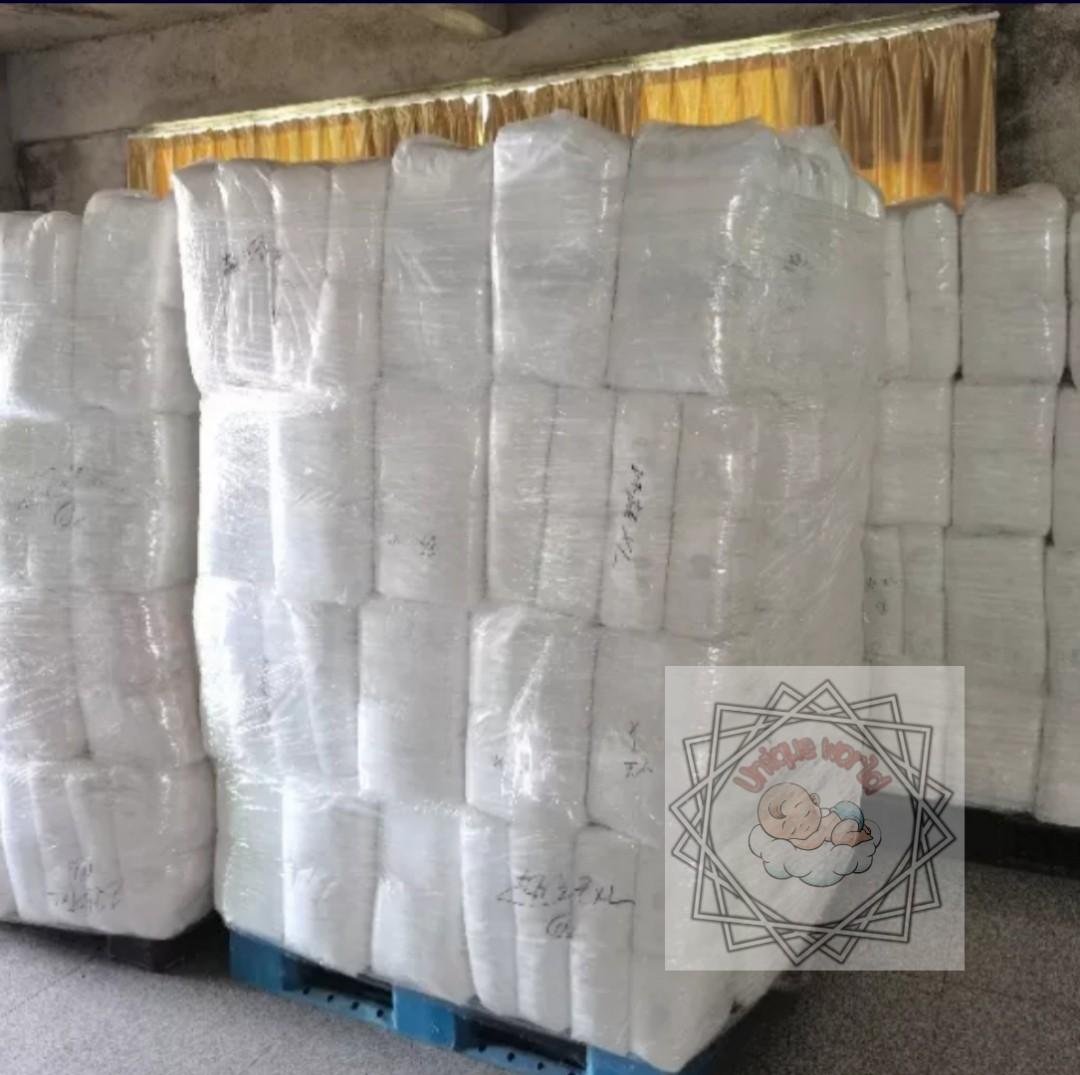 MURANG DIAPER PURE COTTON MADE (Category: Diapers & Baby Wipes) located in Caloocan City. Submitted by oettam (Listing ID 1112245902, Image 2). Description: murang diaper Japan quality. rash free skin , 12 hours protection. actual photo posted. murang Mura PM Lang sa gusto mag order. adult and menstrual pants also available..