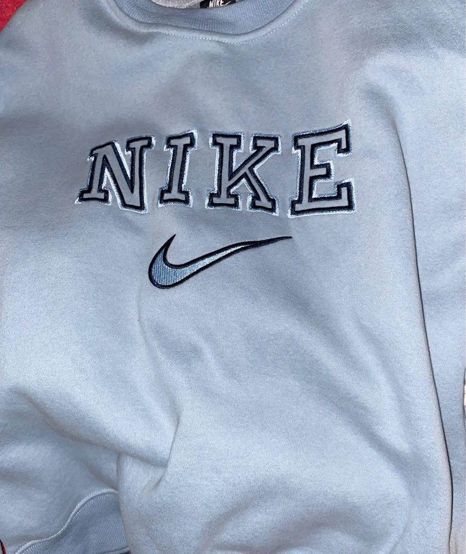 nike workout sweater