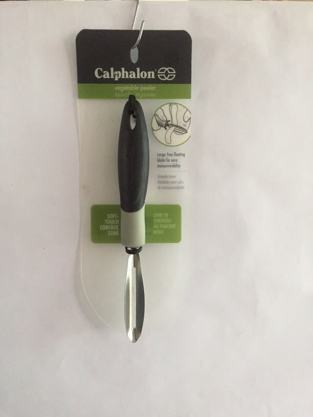 Peeler for vegetable Calphalon original from US Furniture