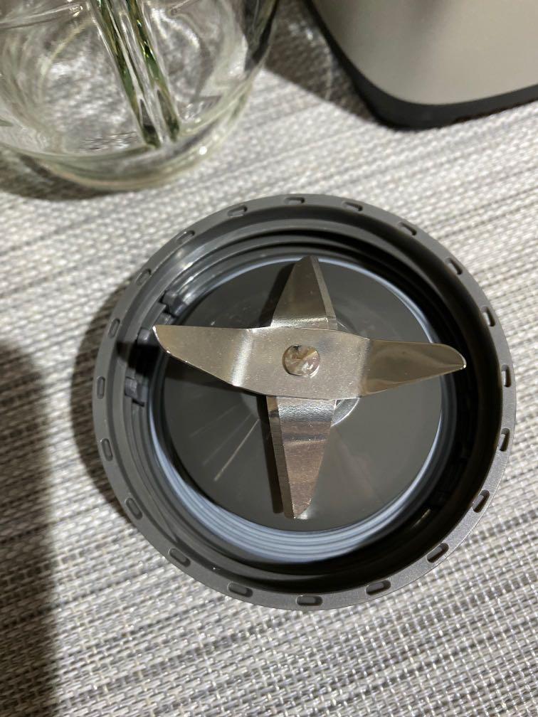 Philips Daily Collection Mini Blender HR2605/81, TV & Home Appliances