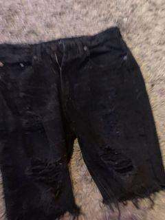 Size 28 black jean shorts