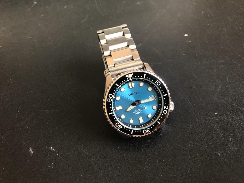 SKX Sunburst Blue Dial (Seiko), Men's Fashion, Watches