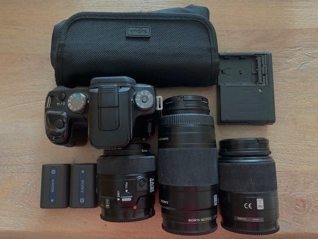 Sony Alpha A100 plus lenses, Photography, Cameras on Carousell