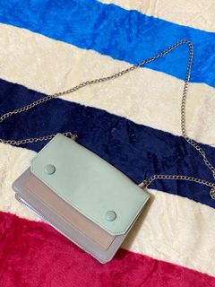 (Kategori: ) berada di . Dikirim oleh bloom.authentic (ID iklan 1112225305, Gambar 1). Deskripsi: .
