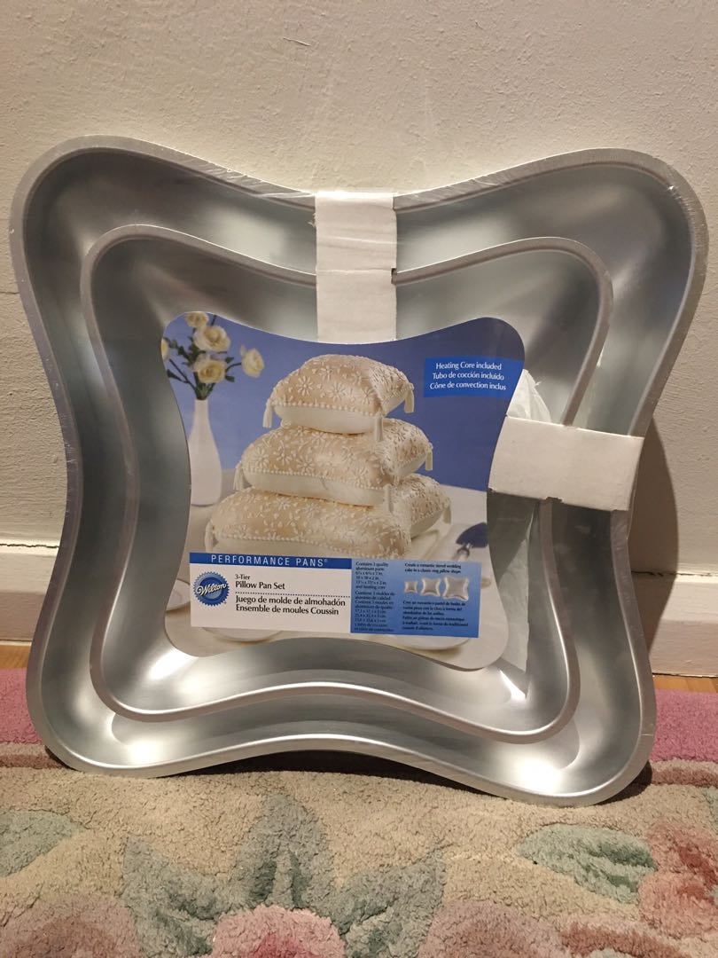 Pillow sale cake pan