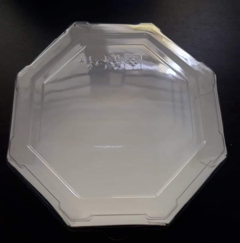 10 pcs Disposable Hexagonal Paper Container with Clear Lid set US (Category: Dinnerware & Cutlery) located in Manila. Submitted by PickClickShip (Listing ID 1112334834, Image 1). Description: 10 pcs Disposable Hexagonal Paper Container with Clear Lid set A nice and sanitized way to pack take away food or snacks or single serving rice toppings, dimsum, etc . - hexagonal shaped containers - includes clear lid - material: thick paper laminated and t