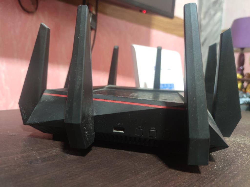ASUS RT-AC5300 Router (Category: Networking) located in Pasay City. Submitted by chenakio (Listing ID 1112361121, Image 3). Description: NOTE: Good as new, no defects/damage. GOOD FOR GAMING. Kaya po i-limit nitong router ang internet speed (Mbps) ng bawat devices/computers na naka connect sa router. May "Adaptive QoS" din po ang router, simply choose kung anong ipa-priority ng ating router para iwas-lag o buffer; "Games", "Media Streaming", "Web