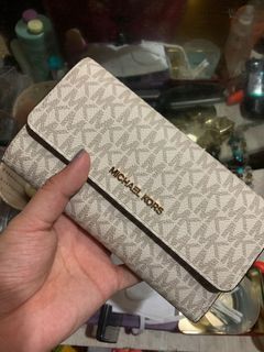 (Category: ) located in . Submitted by naeneyy (Listing ID 1112417347, Image 1). Description: .