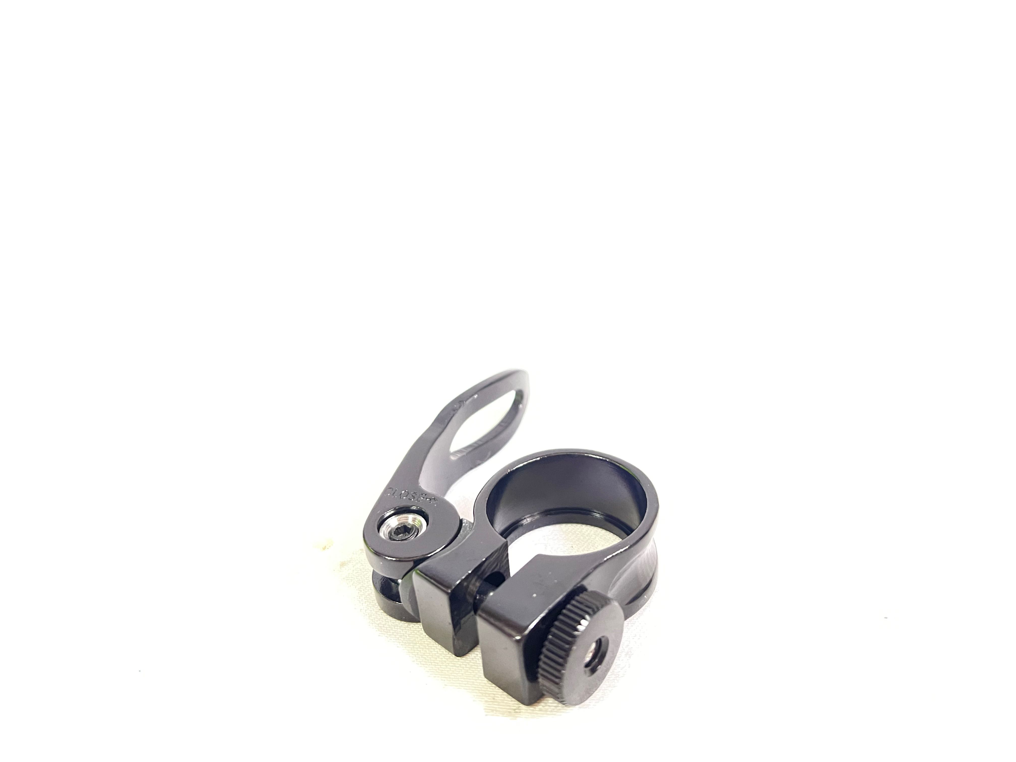 Brand New Bicycle Seatpole Saddle Pole Clamp/Collar, Sports Equipment