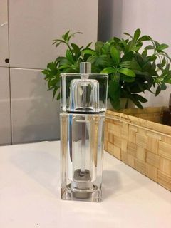 （分類：）位於 。 由 lisachan2018 提交（商品編號 1112353166，圖片 1）。簡介： 。