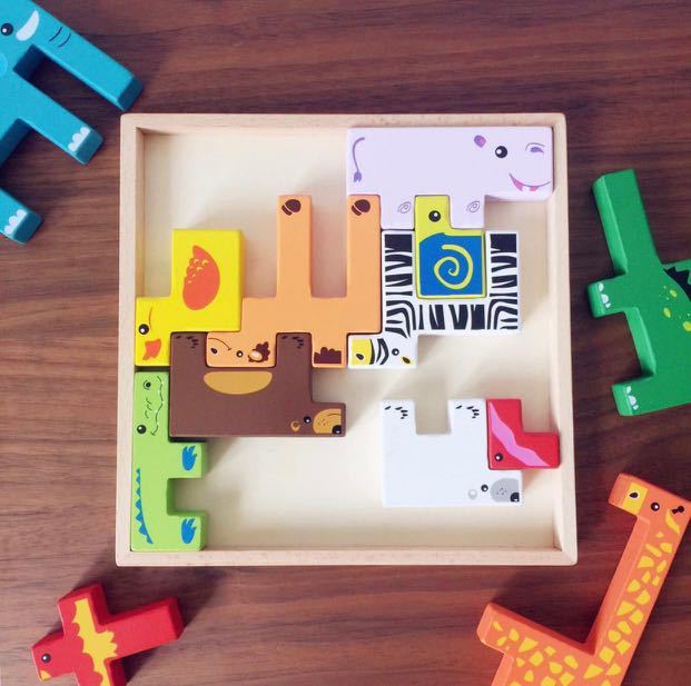 Creative animal building blocks store