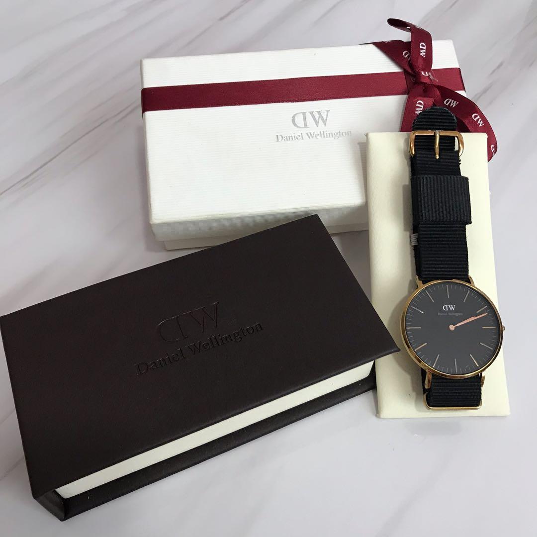 SeeHere DW - Daniel Classic Cornwall 40mm Men's Men's Fashion, Watches on Carousell