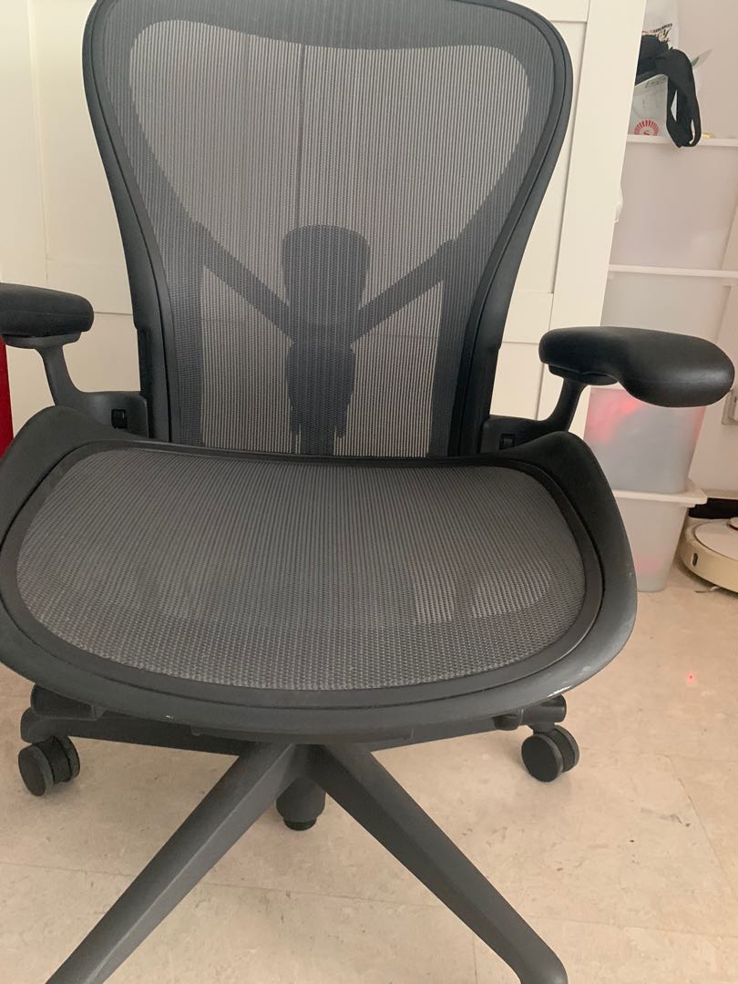 Herman Miller Aeron Ergonomic Chair, Furniture & Home Living, Furniture