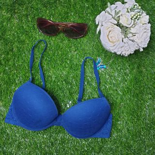 (Category: ) located in . Submitted by dare_to_style (Listing ID 1112413911, Image 1). Description: .