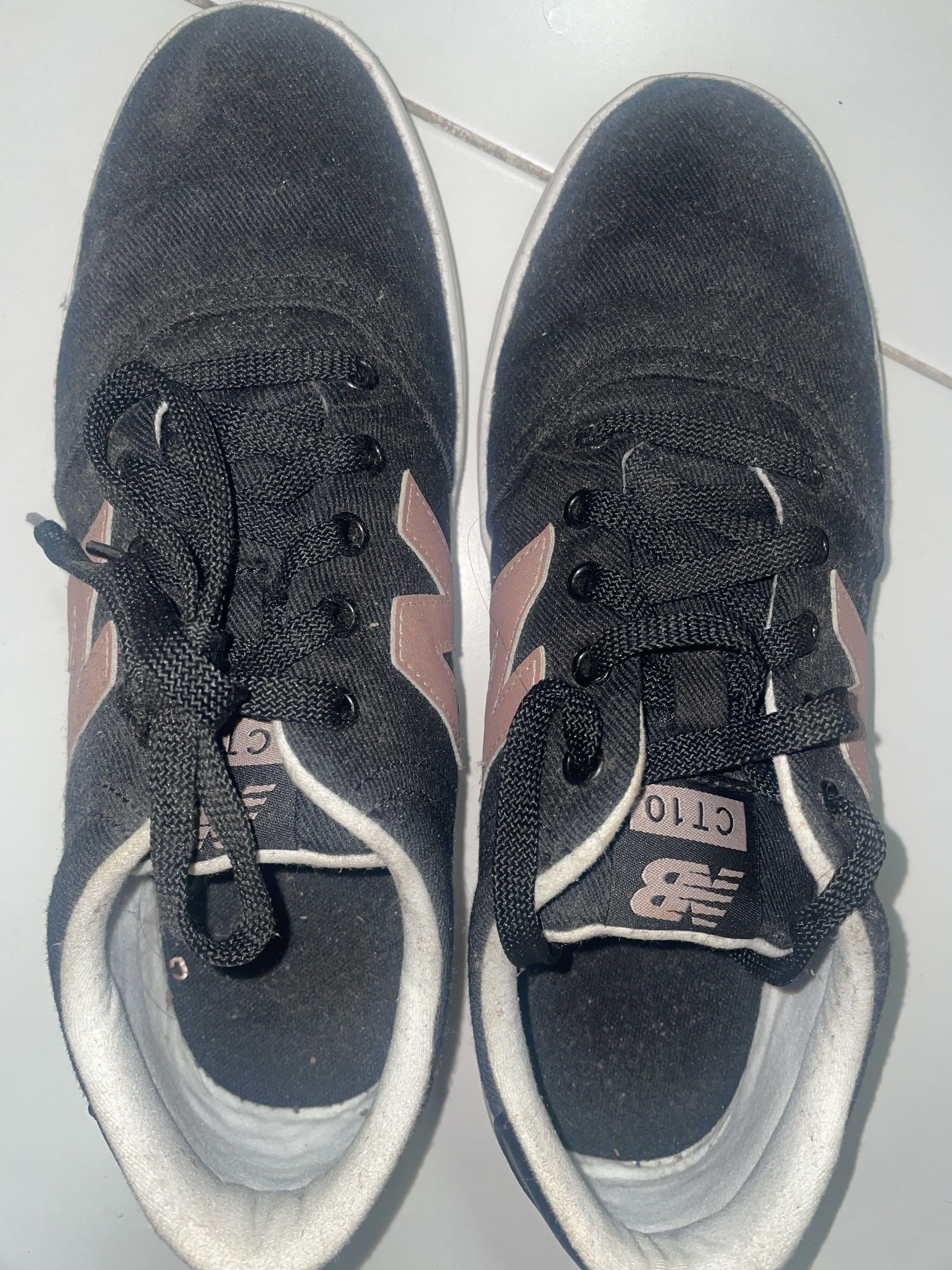 Black and pink deals new balance 373