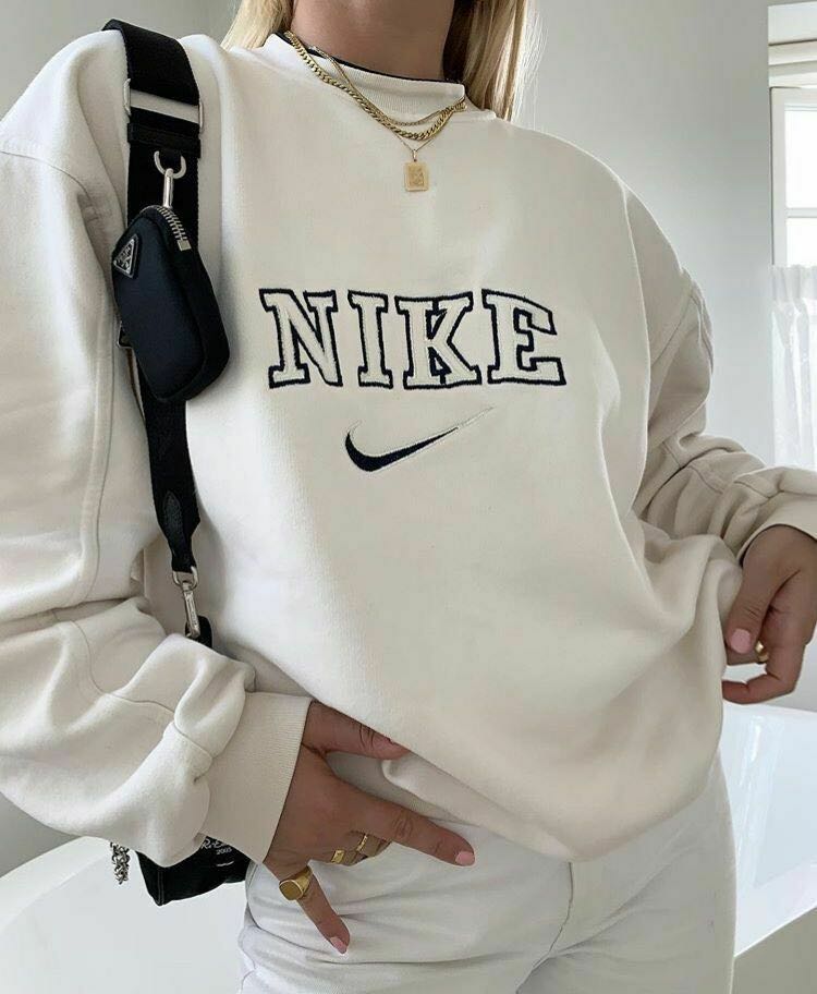 Nike 90's hotsell sweatshirt