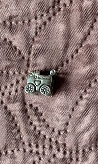 (Category: ) located in . Submitted by alloriginalitems21 (Listing ID 1112447439, Image 1). Description: .