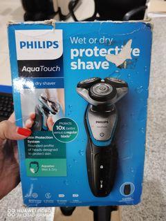 Philips S5400/06 Series 5000 Aqua Touch Electric Shaver