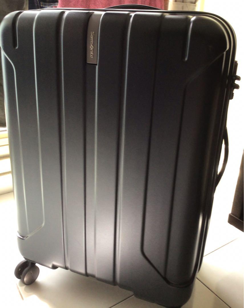 Samsonite Luggage Spinner 66/24 EXP, Hobbies & Toys, Travel
