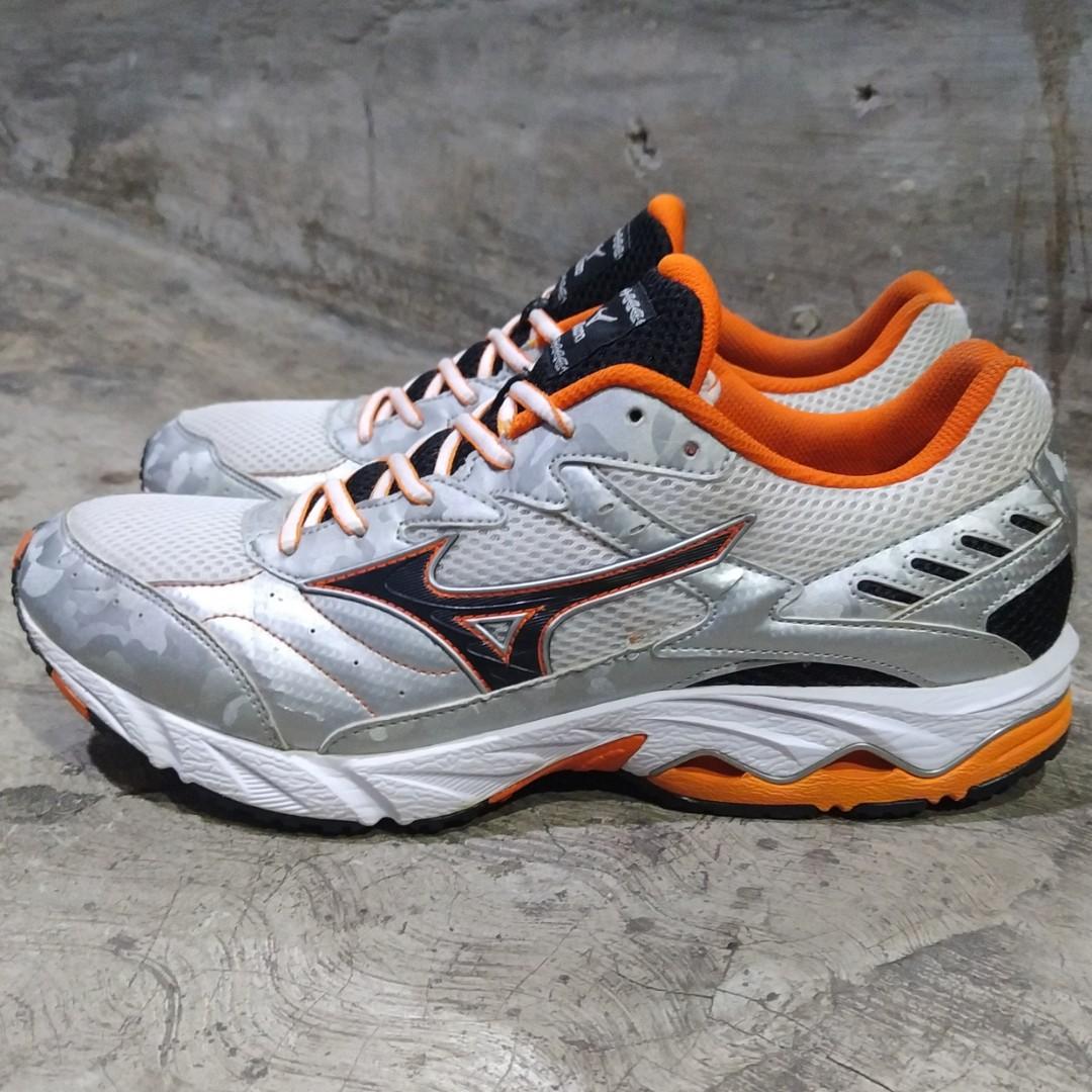 Sepatu 2024 mizuno second