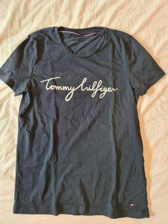 Tommy Hilfiger Women's Slim Fit Tshirts Size XS