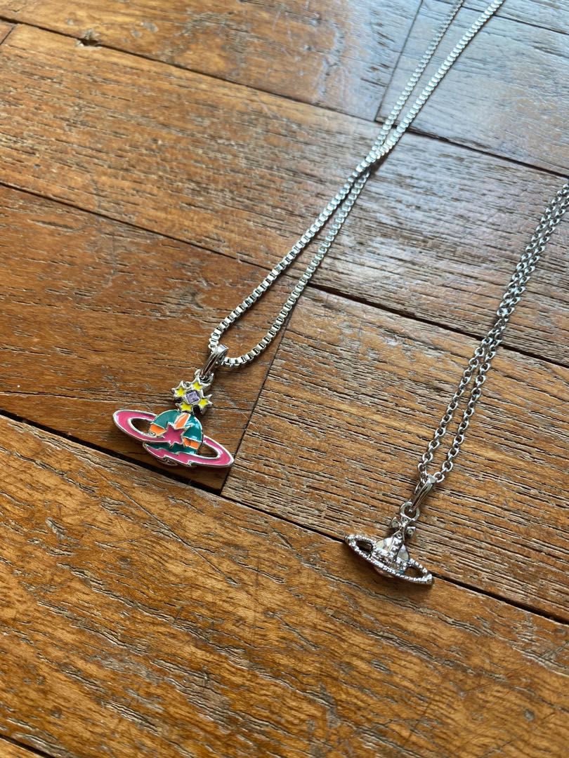 Vivienne westwood sales bumble pendant