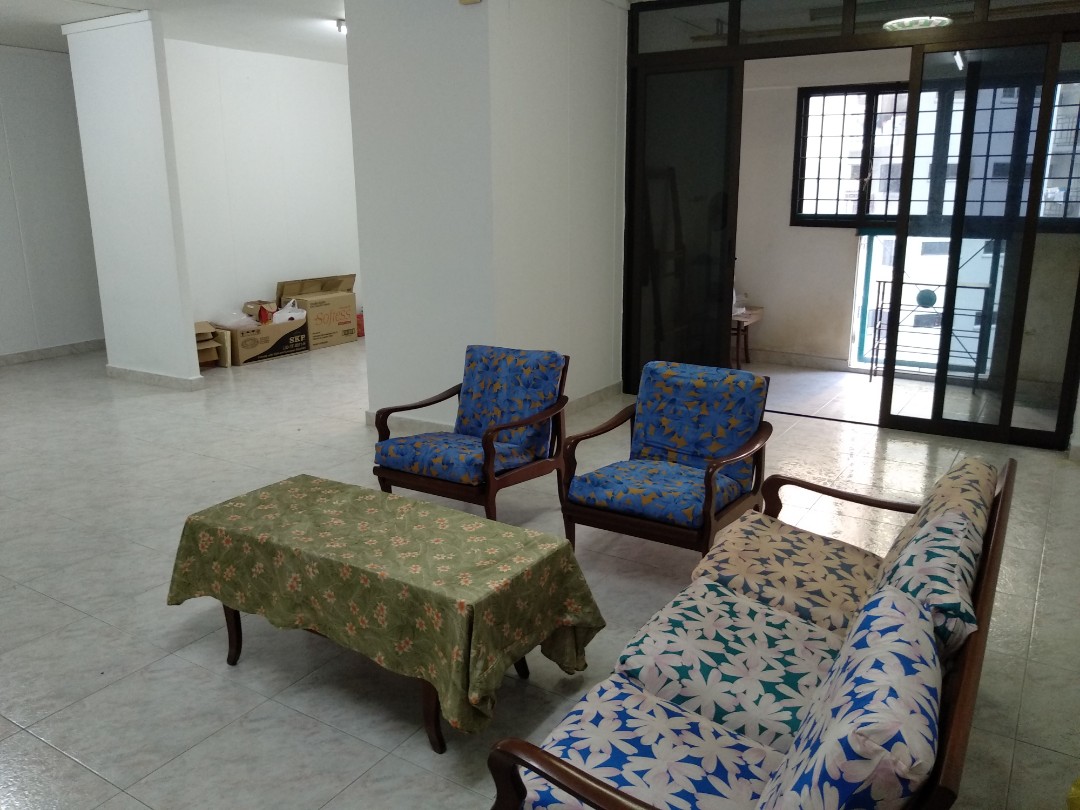 (Category: ) located in . Submitted by excelsiort (Listing ID 1112633025, Image 1). Description: .