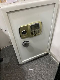 （分類：）位於 。 由 p2_iphone_shop 提交（商品編號 1112608377，圖片 1）。簡介： 。
