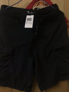 （分類：）位於 。 由 torresking 提交（商品編號 1112585361，圖片 1）。簡介： 。