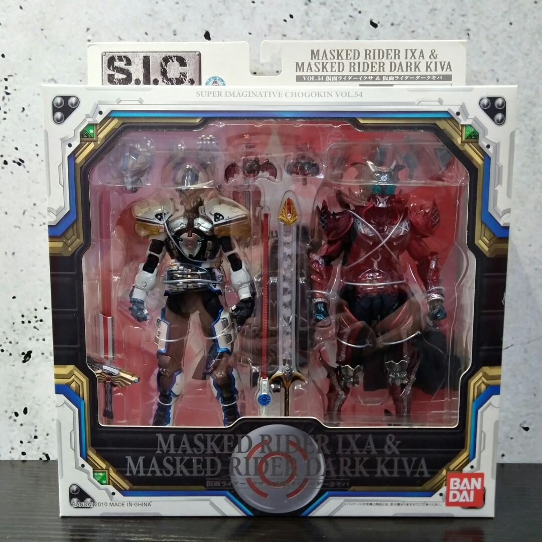 Bandai Masked Rider Ixa Masked Rider Dark Kiva S210002 002 Aa倉 Aastorage 興趣及遊戲 玩具 遊戲類 Carousell