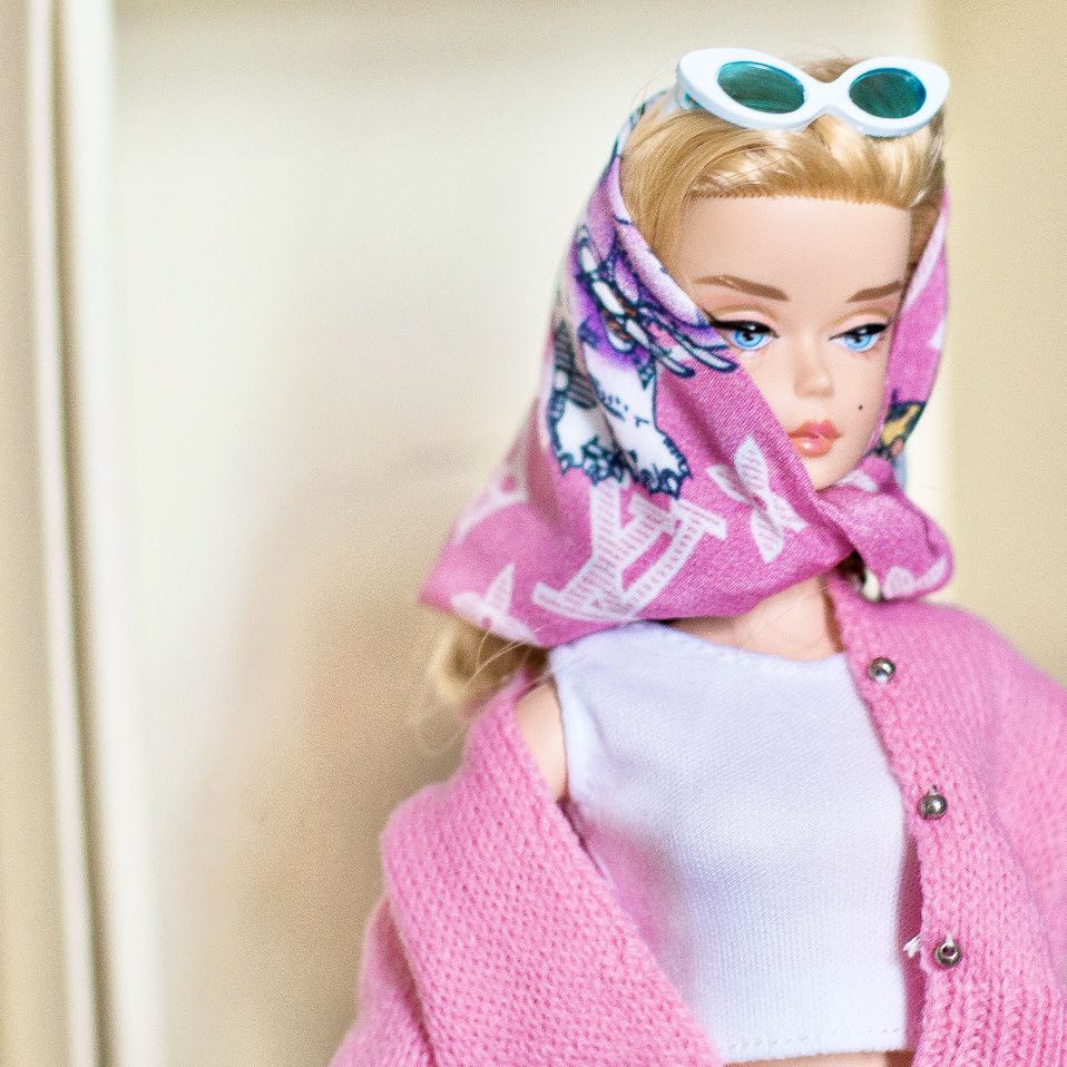 Barbie scarf online