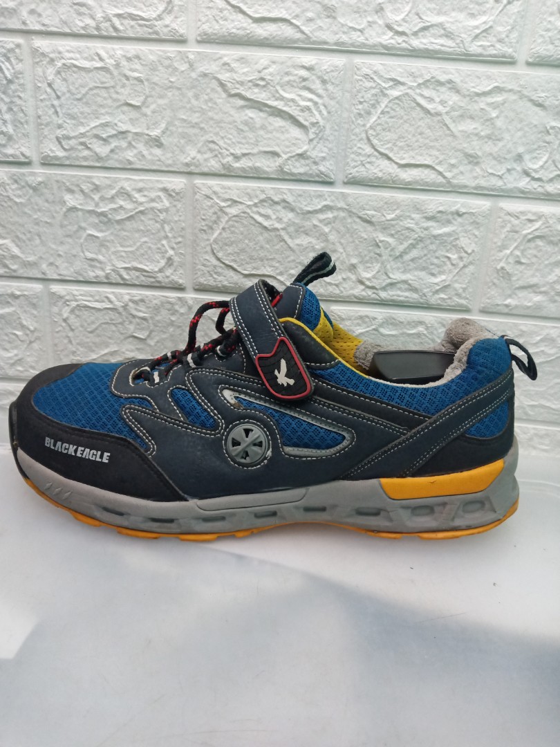 Eagle safety hotsell shoes