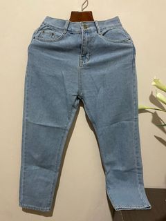 (Category: ) located in . Submitted by chua_preloved (Listing ID 1112636700, Image 1). Description: .