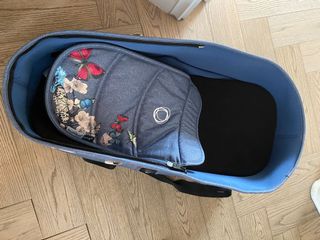 （分類：）位於 。 由 le_dressing_de_y 提交（商品編號 1112535046，圖片 1）。簡介： 。