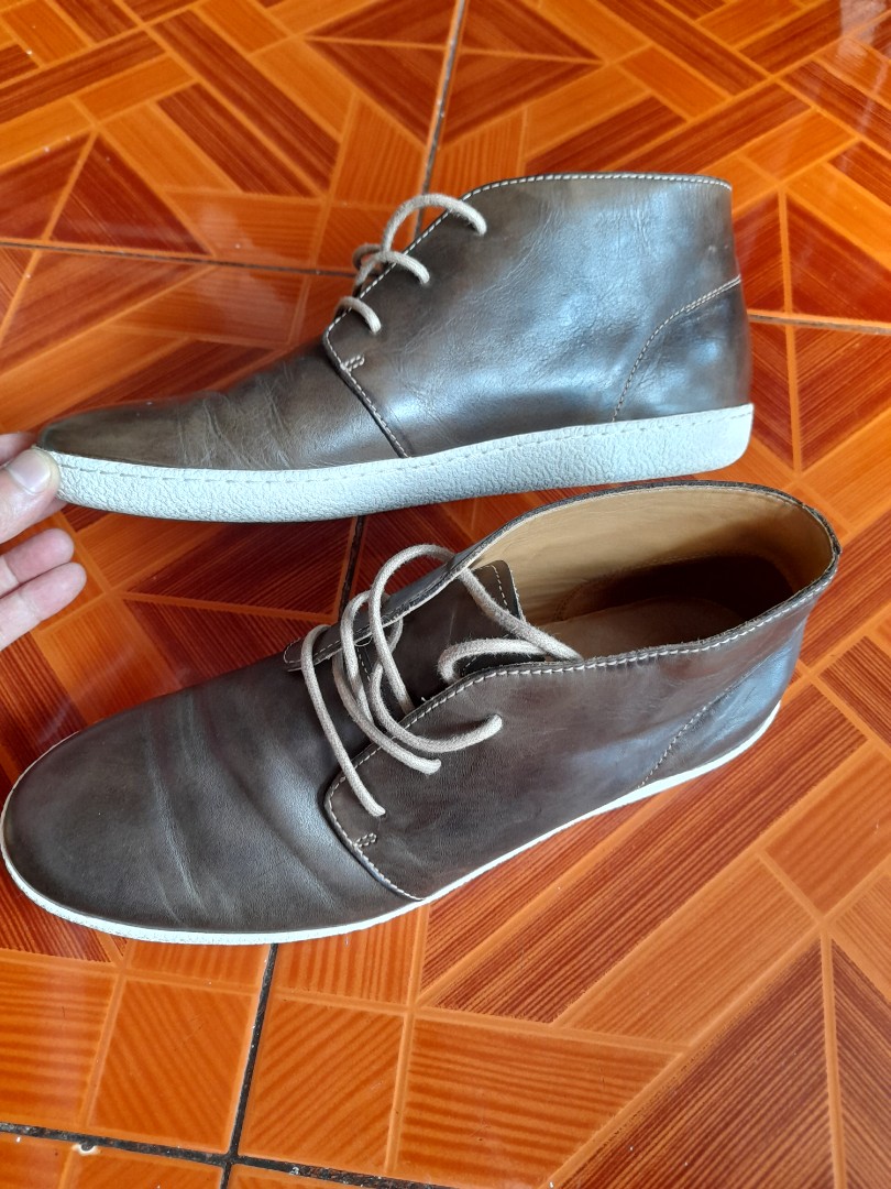 Cole haan top glenn chukka