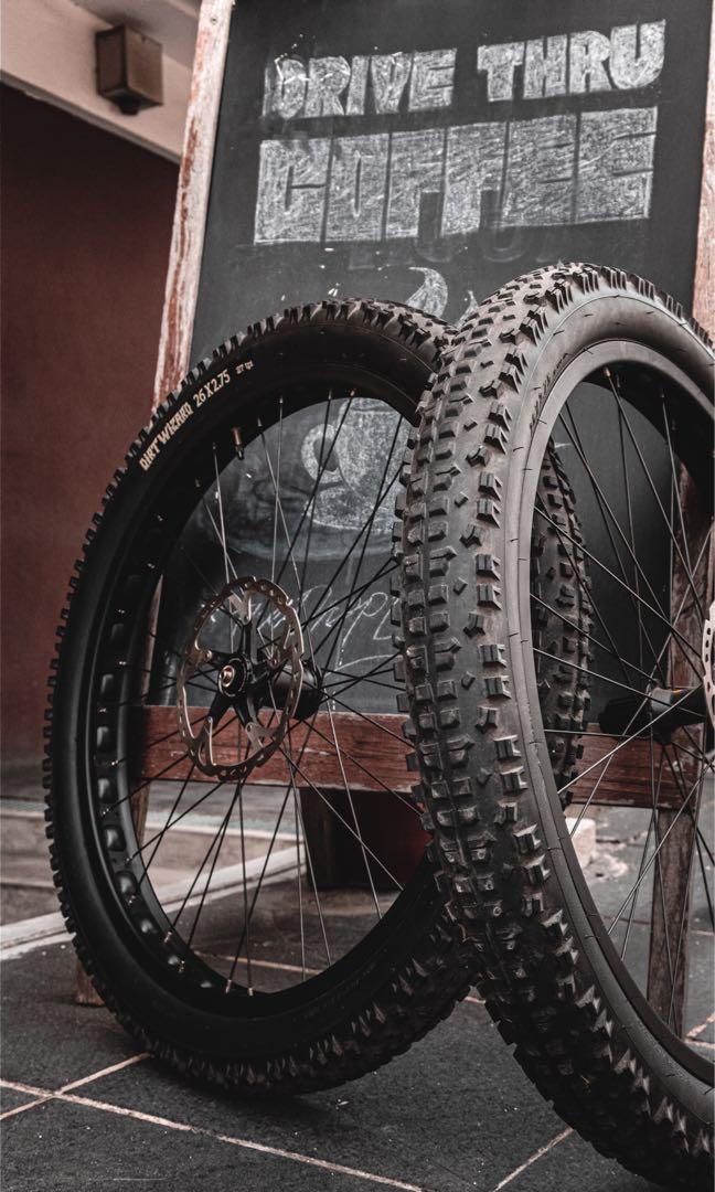 Surly rabbit hole 26 wheelset store