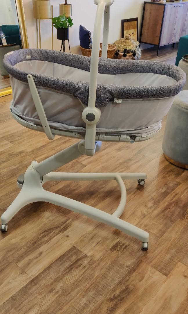 Cot that turns into highchair, Babies & Kids, Nursing & Feeding, Baby