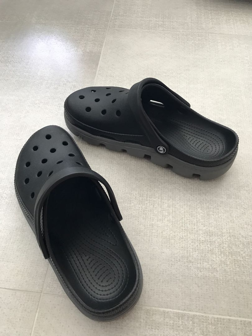 Crocs look alike men sandals, Men's Fashion, Footwear, Flipflops and ...