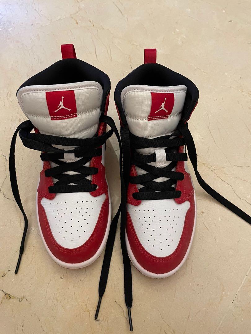 Jordan basketball shoes junior hot sale