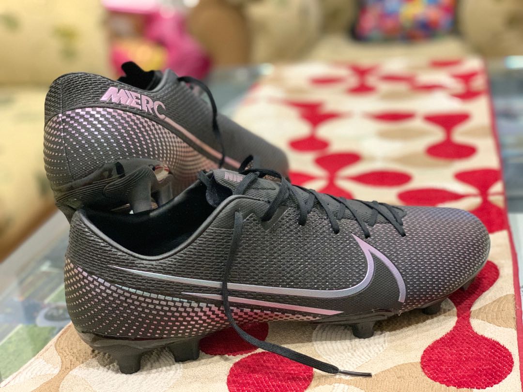 Kasut bola discount nike 218