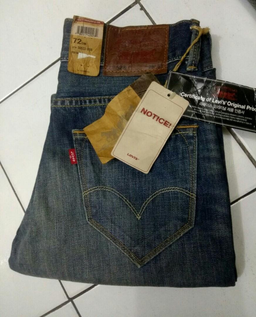 Levis store 523 original