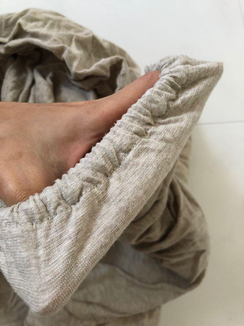 Muji bed sheet Queen size, Everything Else on Carousell