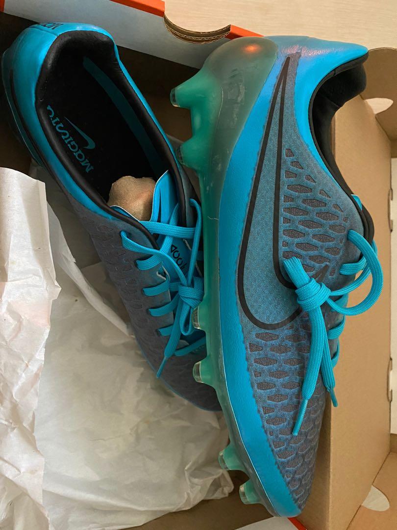 Nike hot sale magista 10.5