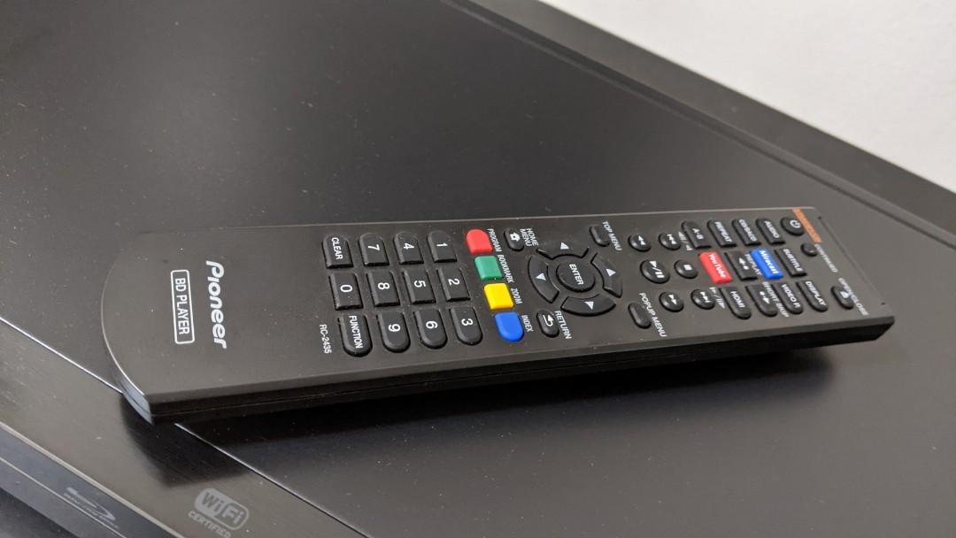 Pioneer BDP-180 Blu-ray Player, TV & Home Appliances, TV 