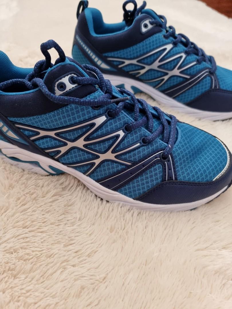 Pnp top athletic shoes