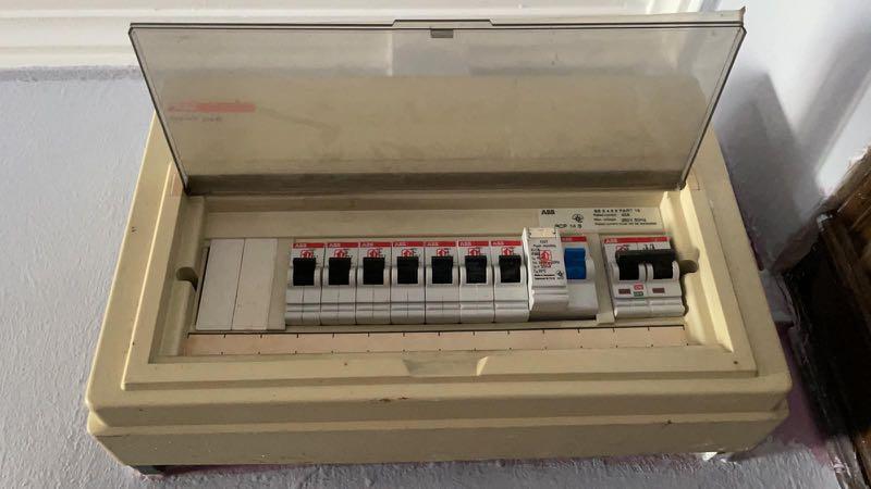 Elcb/Rccb/breaker faulty/blackout/no power/trip/short circuit ...