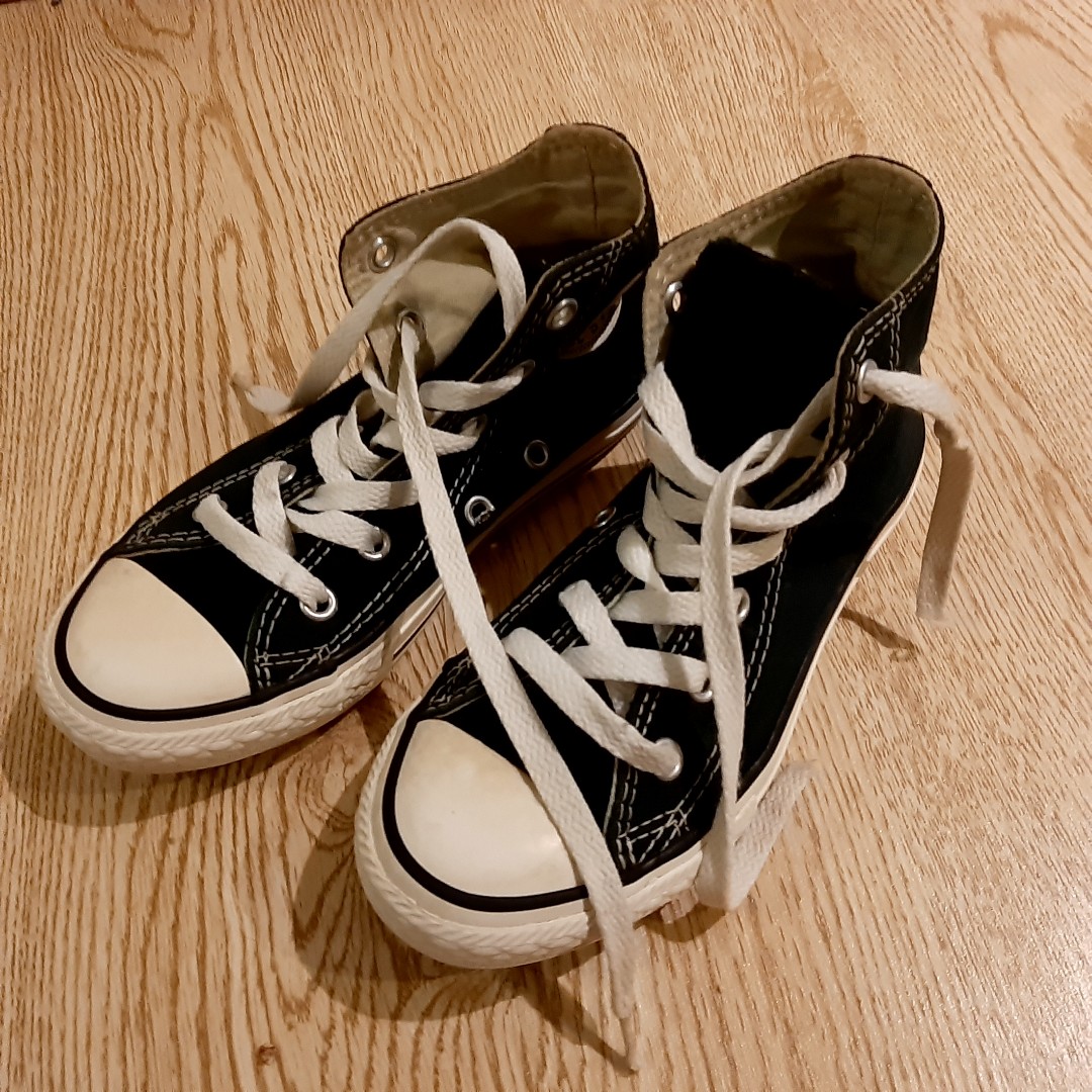 converse tap shoes